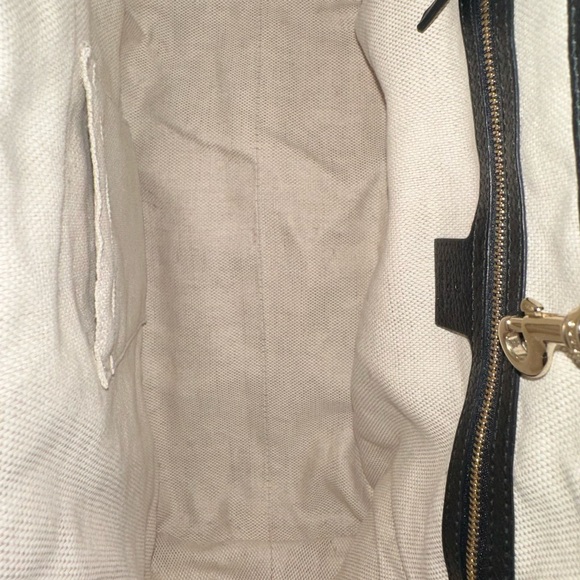 Authentic Gucci Soho Hobo Bag - Picture 9 of 9